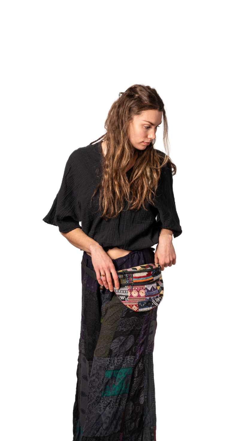 Wanderlust Waist Bag 🌈🌎